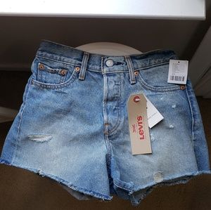 NWT Urban Outfitters Levi's Shorts